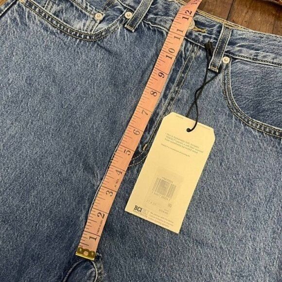Levi's High Taper Loose Jeans - Picture 9 of 12